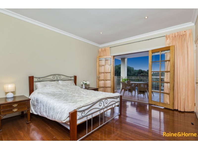 6 PARRAMATTA COURT, Caroline Springs VIC 3023