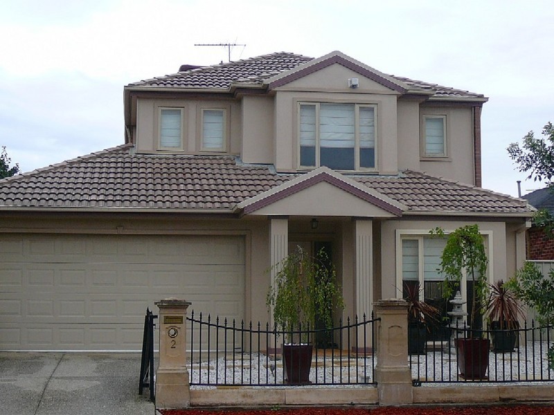 2 Lauricella Place, Caroline Springs VIC 3023