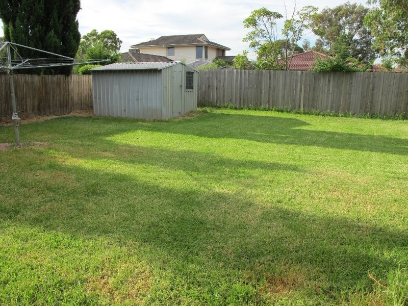 40 Lady Nelson Way, Taylors Lakes VIC 3038