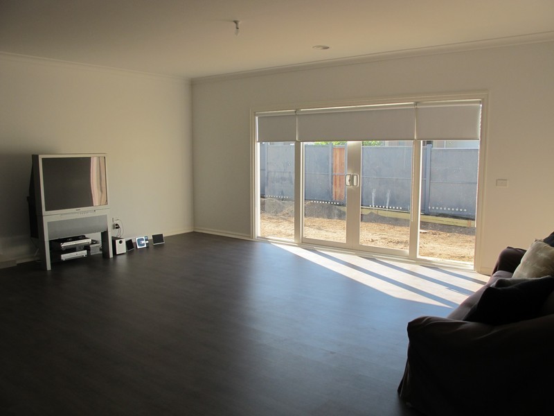 22 Etheridge Rise, Caroline Springs VIC 3023