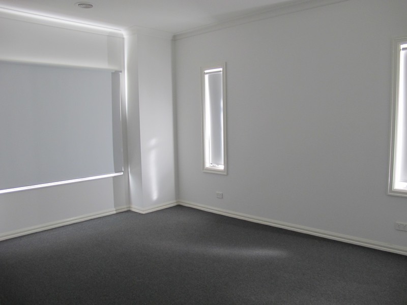 22 Etheridge Rise, Caroline Springs VIC 3023