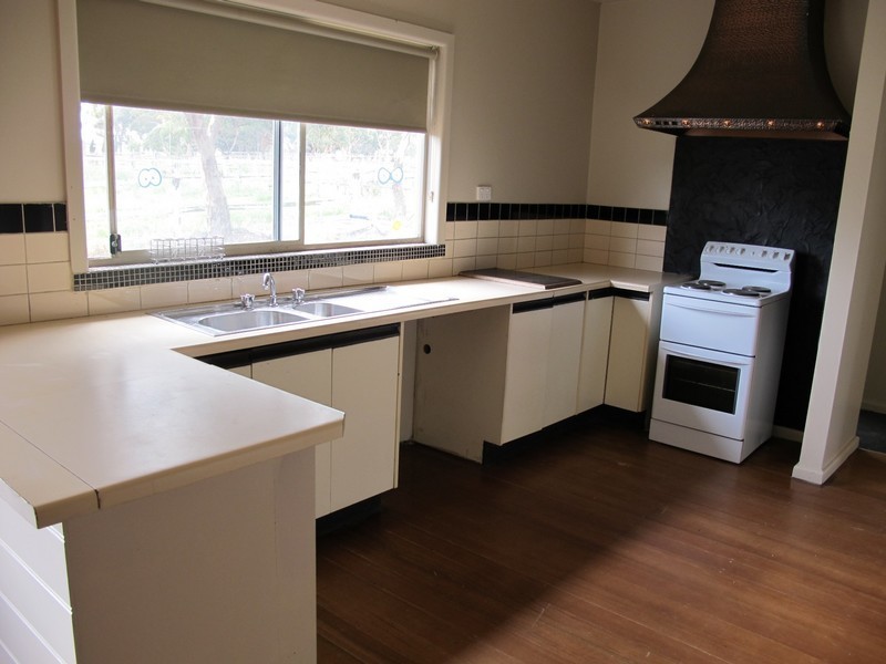 2/315 Plumpton Road, Diggers Rest VIC 3427