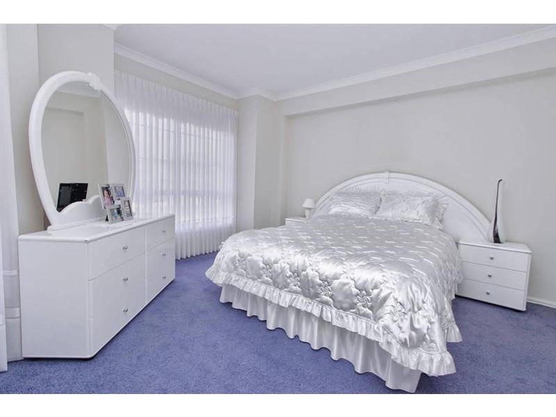 28 Gisborne Way, Caroline Springs VIC 3023