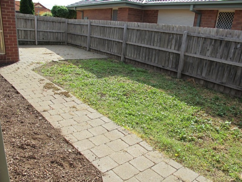 17 Ahmet Place, Hillside VIC 3037