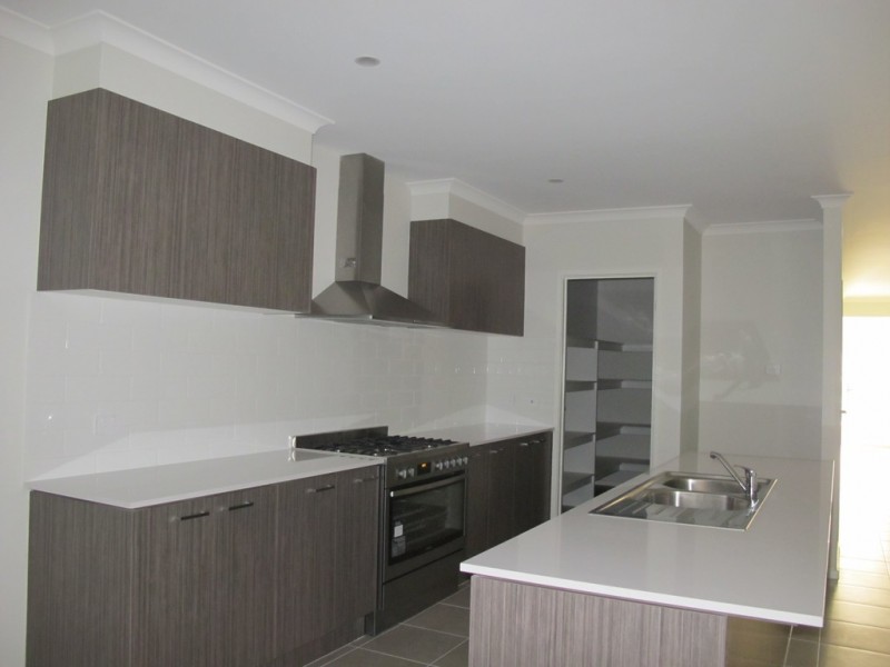 5 Beaumont Street (Aintree), Rockbank VIC 3335