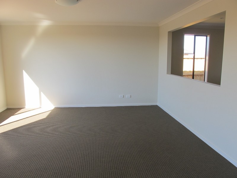 16 Leuca Street, Brookfield VIC 3338