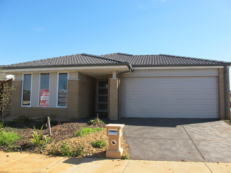 5 Clare Street, Brookfield VIC 3338