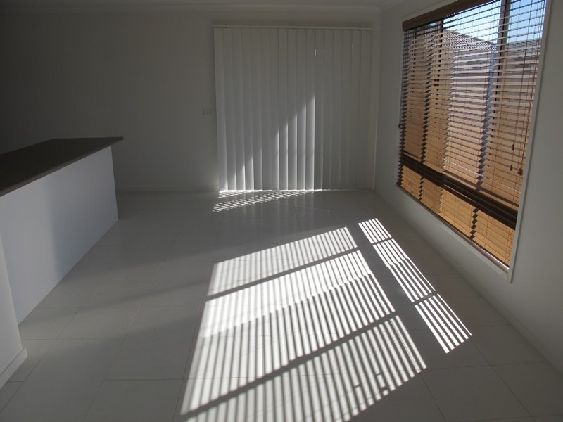 5 Clare Street, Brookfield VIC 3338