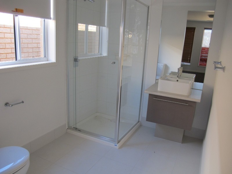 5 Clare Street, Brookfield VIC 3338