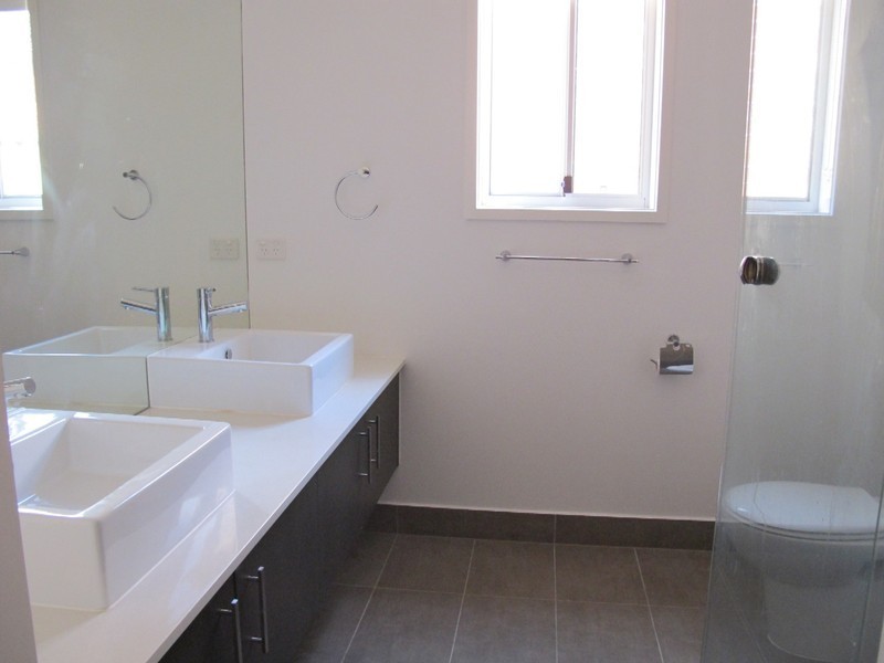 7 Gardenia Way, Caroline Springs VIC 3023