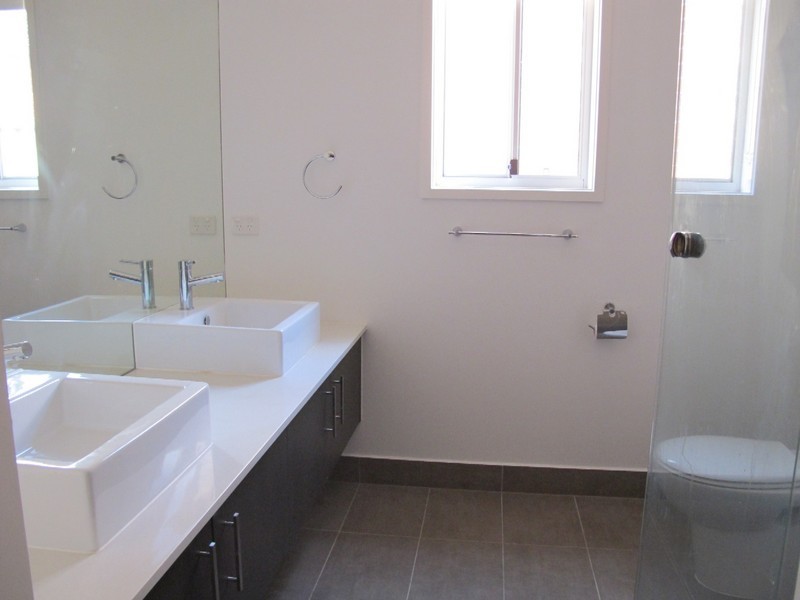 7 Gardenia Way, Caroline Springs VIC 3023