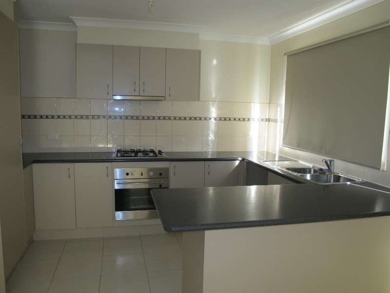 3 Scullin Road, Burnside Heights VIC 3023