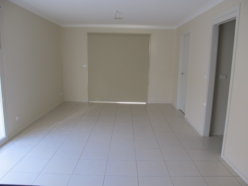 3 Scullin Road, Burnside Heights VIC 3023