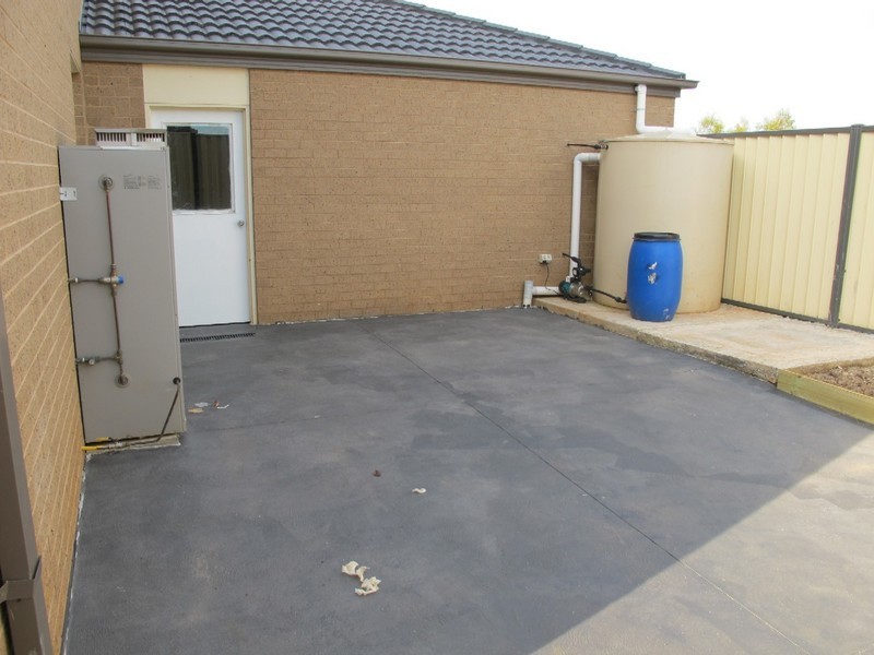 3 Scullin Road, Burnside Heights VIC 3023