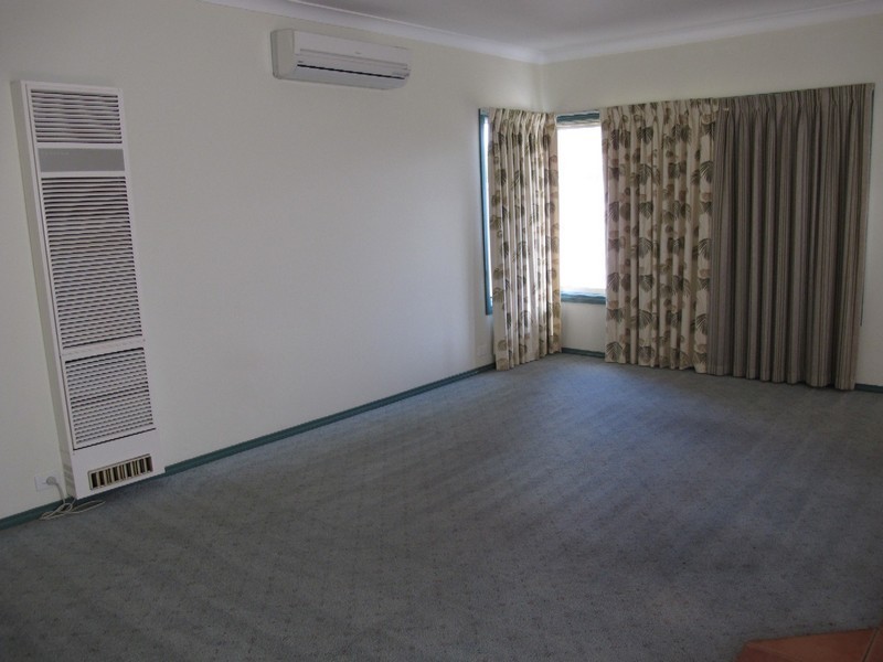 10 Taylors Court, Caroline Springs VIC 3023
