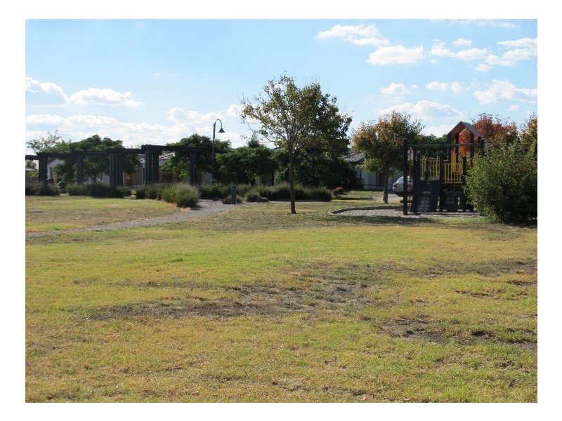 6 Clyde Close, Taylors Hill VIC 3037