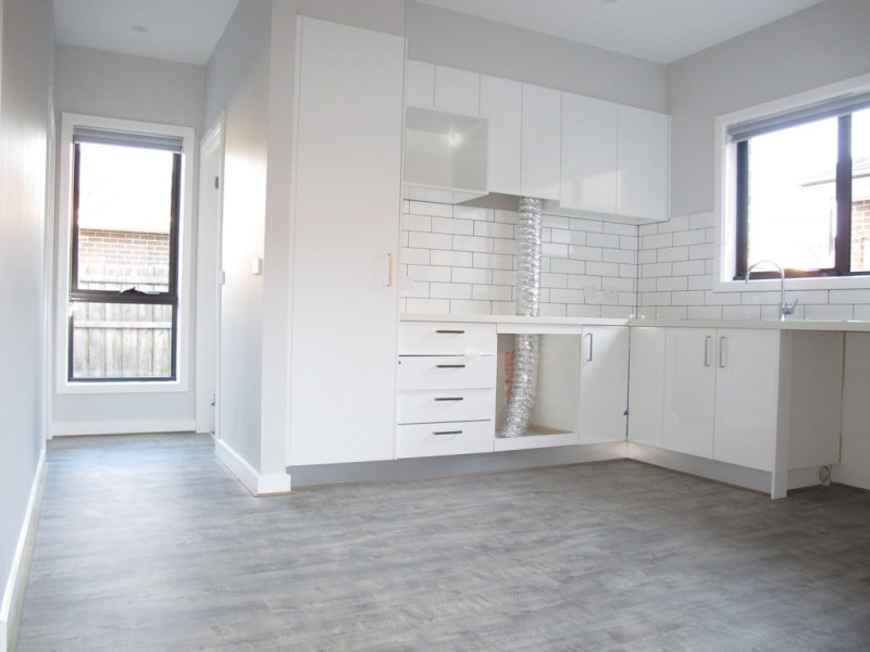 3/7 Boisdale Avenue, Sunshine North VIC 3020