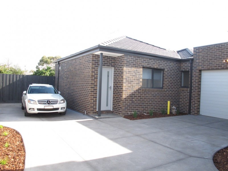 4/7 Boisdale Avenue, Sunshine North VIC 3020