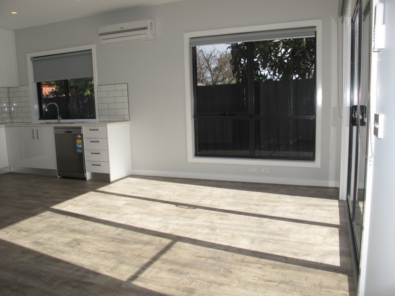 4/7 Boisdale Avenue, Sunshine North VIC 3020