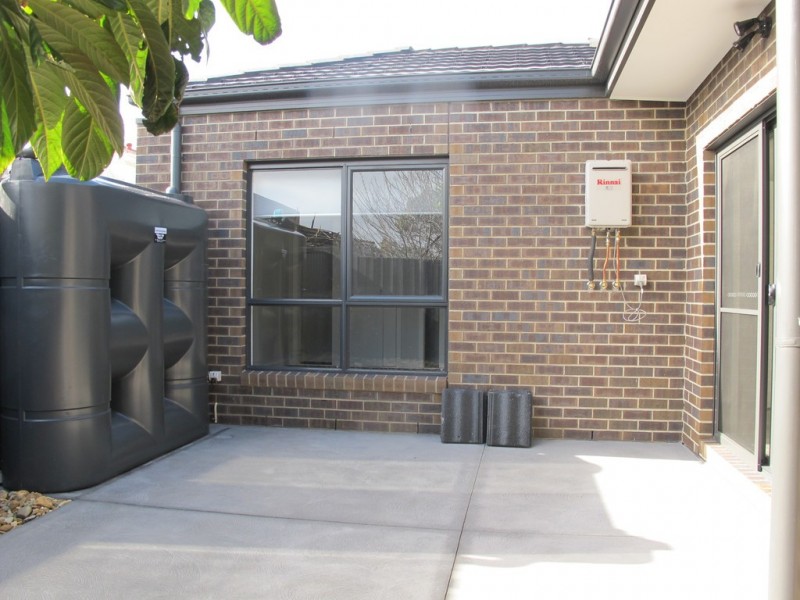 4/7 Boisdale Avenue, Sunshine North VIC 3020