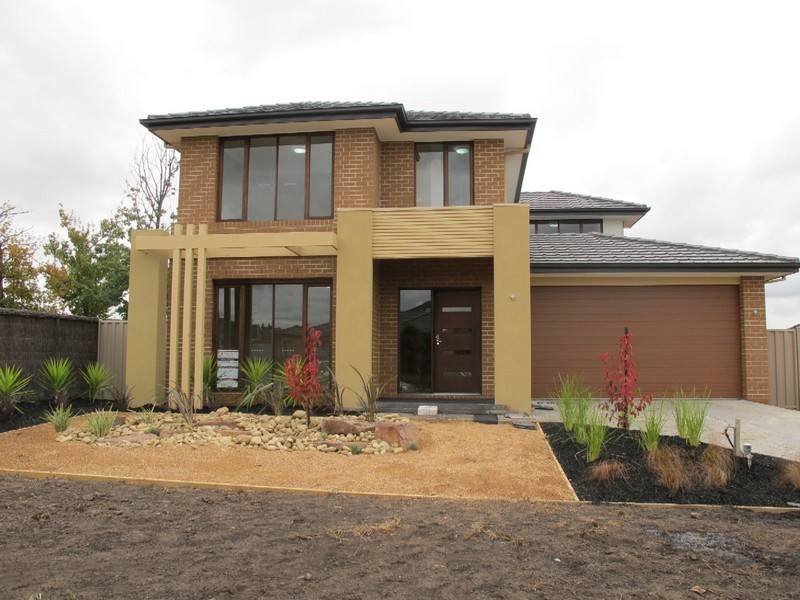 1 Drummond Street, Caroline Springs VIC 3023