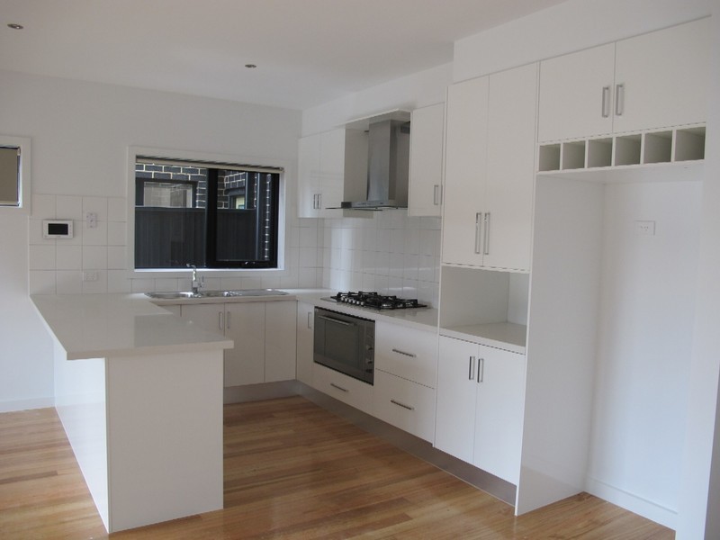 7/5 Chelsworth Place, Caroline Springs VIC 3023