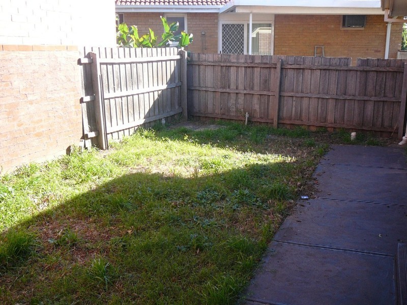 1A Glencara Street, Avondale Heights VIC 3034