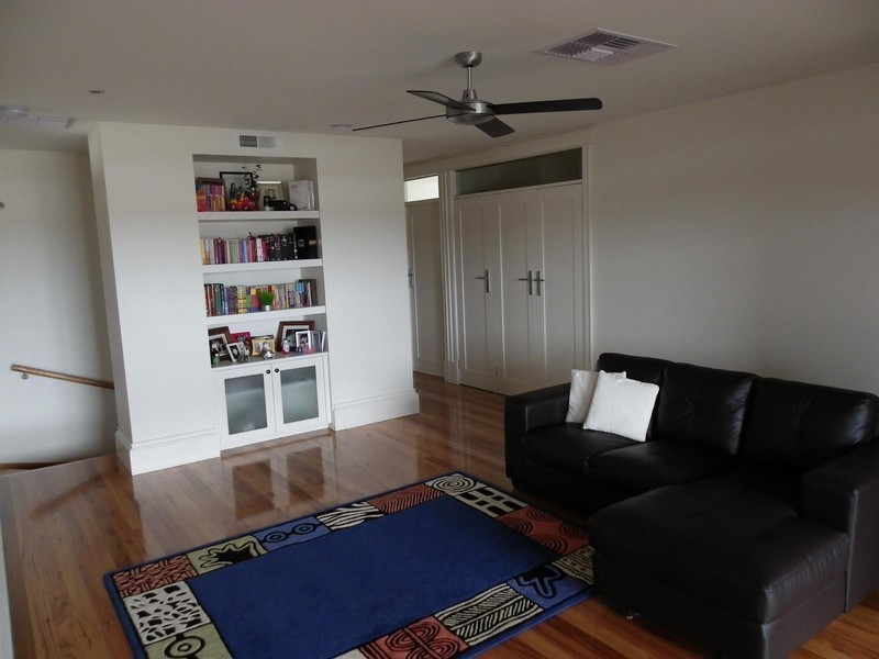 22 Monckton Place, Caroline Springs VIC 3023