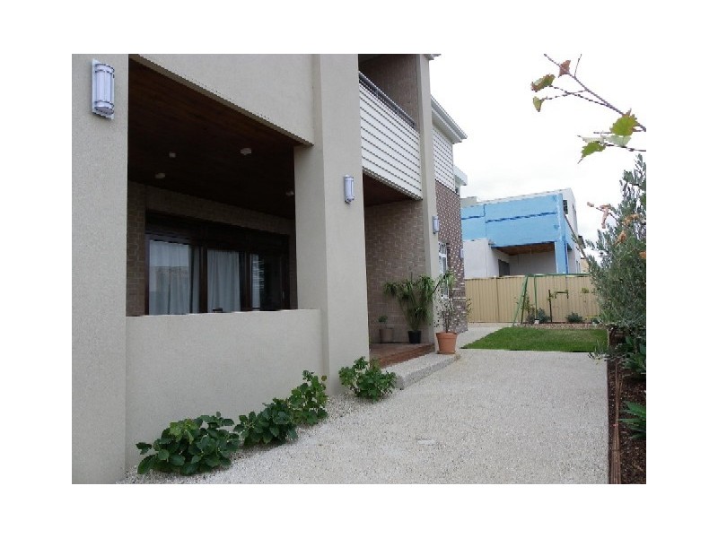 22 Monckton Place, Caroline Springs VIC 3023