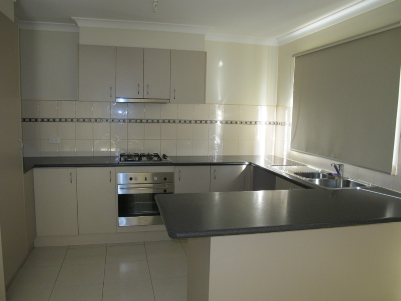 3 Scullin Road, Burnside Heights VIC 3023