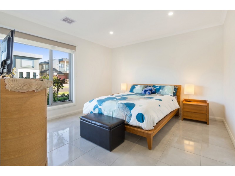 40 Catamaran Drive (Wyndham Harbour), Werribee South VIC 3030