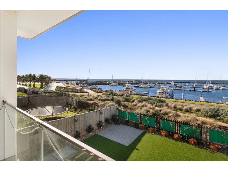 40 Catamaran Drive (Wyndham Harbour), Werribee South VIC 3030
