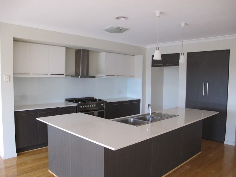 6 Albert Court, Burnside Heights VIC 3023