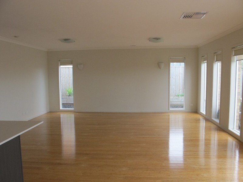 6 Albert Court, Burnside Heights VIC 3023