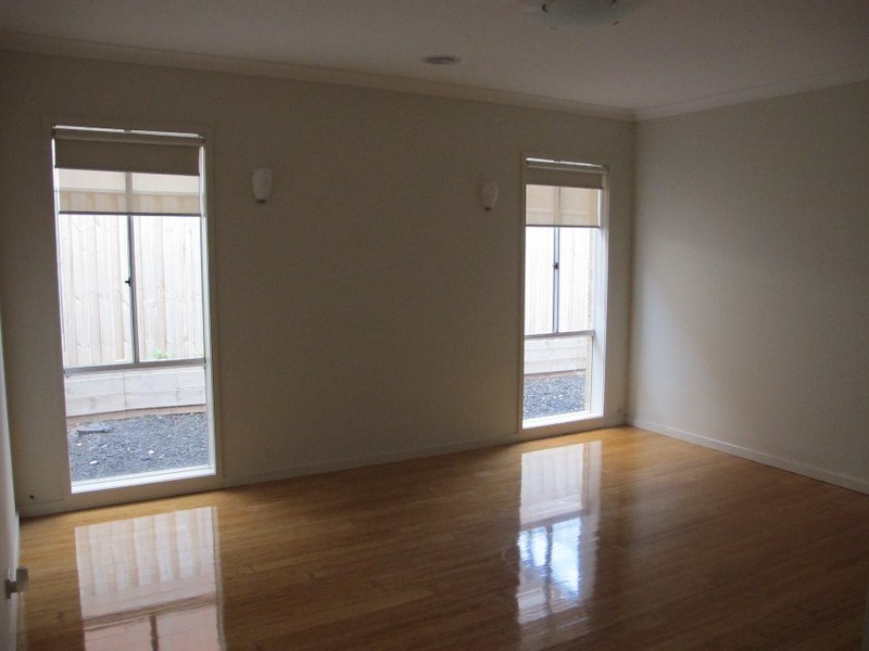 6 Albert Court, Burnside Heights VIC 3023