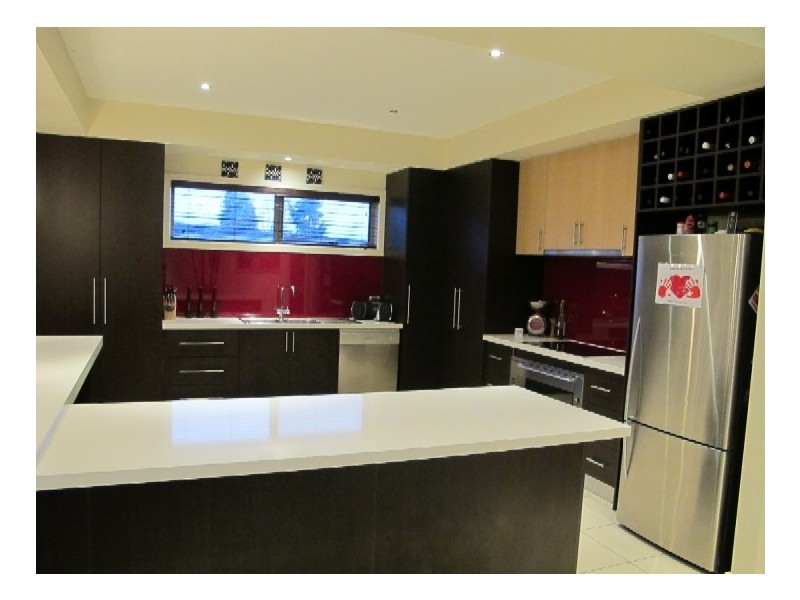 4 Anna Maree Place, Caroline Springs VIC 3023