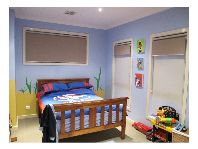 4 Anna Maree Place, Caroline Springs VIC 3023