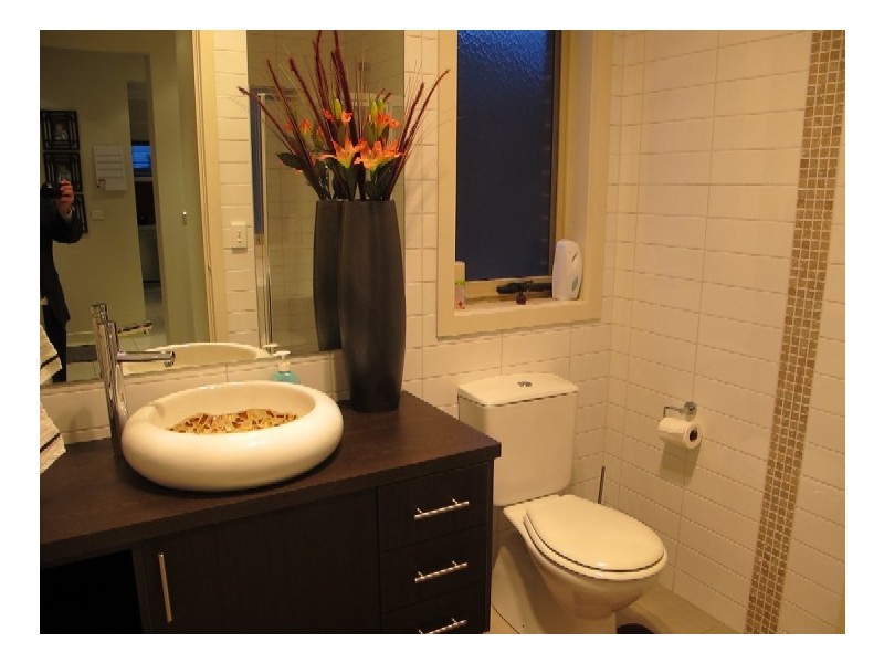 4 Anna Maree Place, Caroline Springs VIC 3023