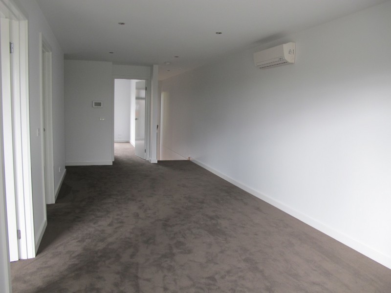 7/5 Chelsworth Place, Caroline Springs VIC 3023