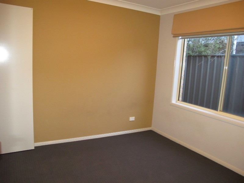 37 Cassan Way, Caroline Springs VIC 3023