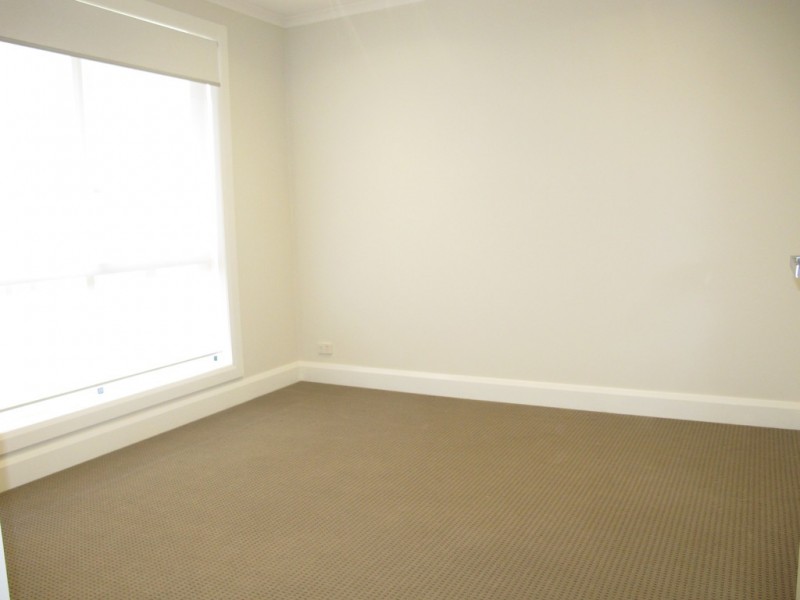 9 Cooks Way, Taylors Hill VIC 3037