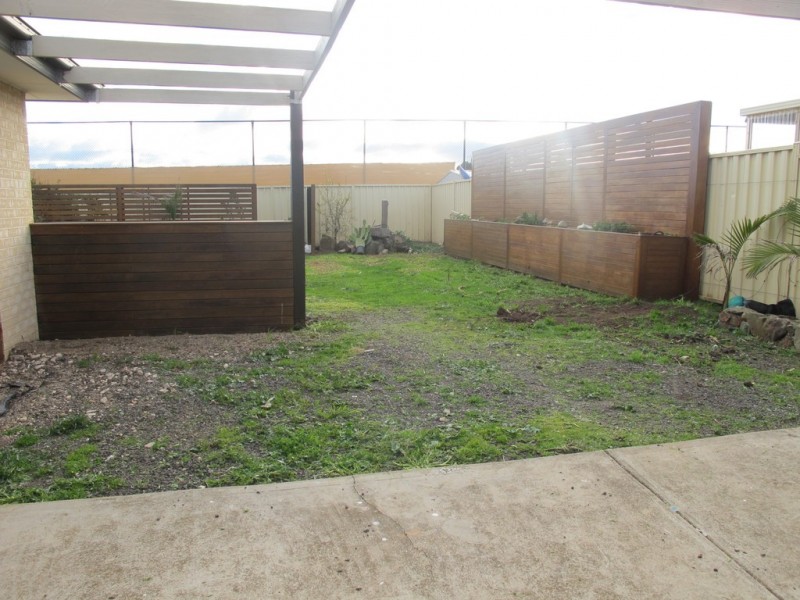 9 Cooks Way, Taylors Hill VIC 3037