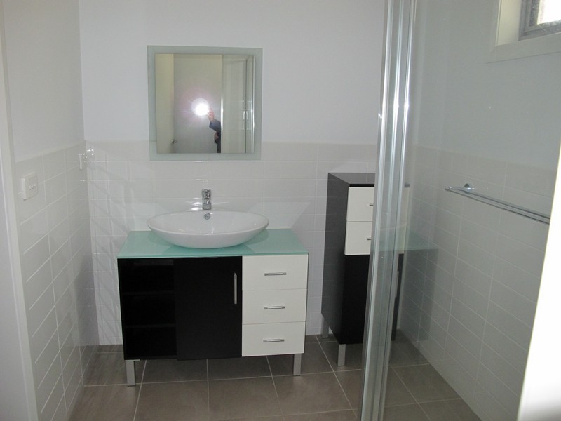 1/5 Normanby Street, Sydenham VIC 3037