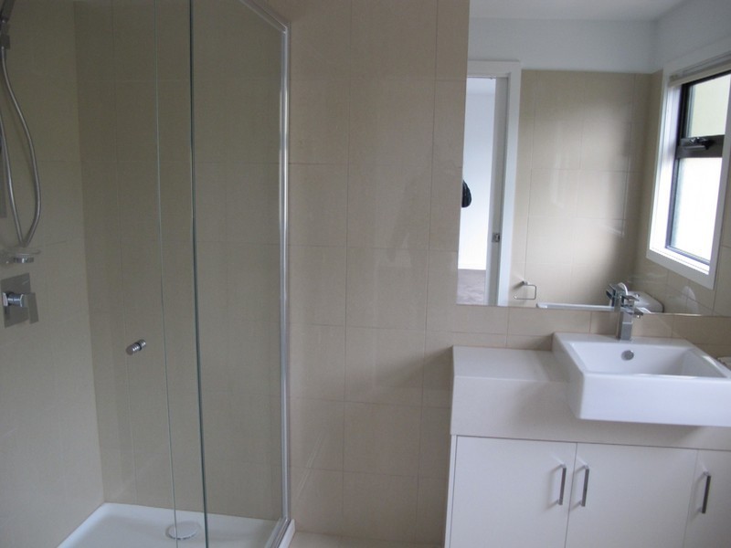 7/5 Chelsworth Place, Caroline Springs VIC 3023