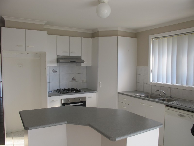 18 Buninyong Way, Delahey VIC 3037