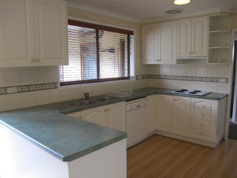 21 Mudie Avenue, Sunbury VIC 3429