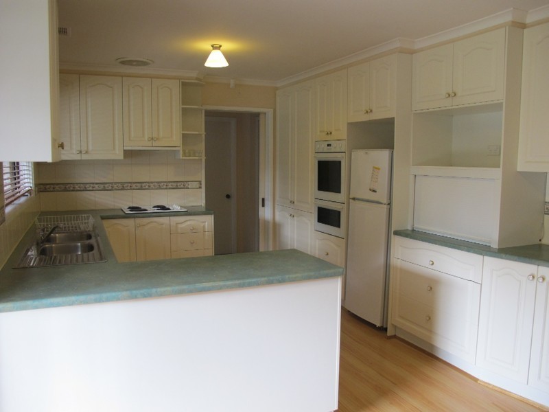 21 Mudie Avenue, Sunbury VIC 3429