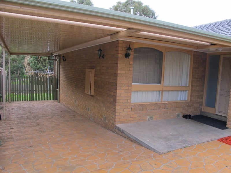 21 Mudie Avenue, Sunbury VIC 3429