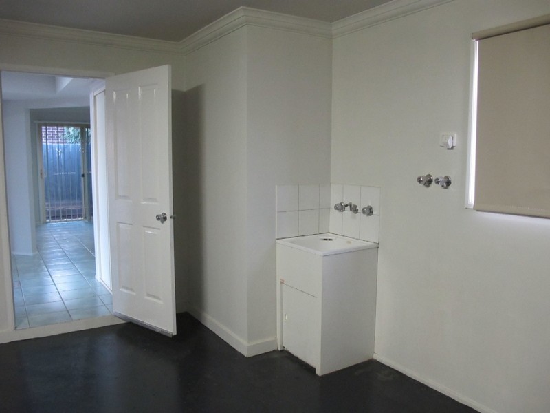 35 Berthon Crescent, Hillside VIC 3037