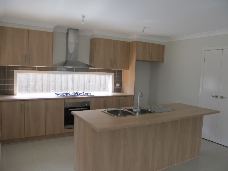 5 Poseidon Street, Kurunjang VIC 3337